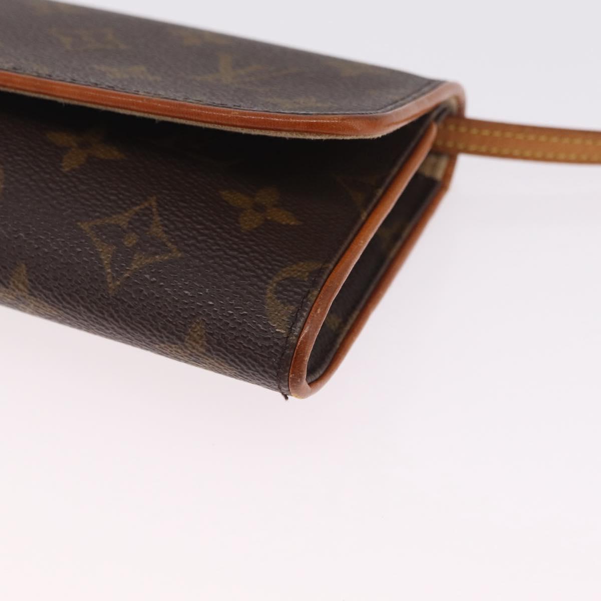 LOUIS VUITTON Monogram Pochette Twin GM Shoulder Bag M51852 LV Auth 216280