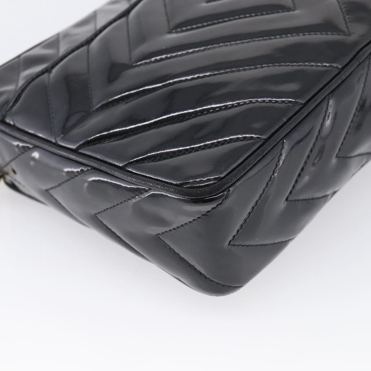 CHANEL Chain Diamond Stitch Bag Patent leather Black Gold CC Auth 216284A
