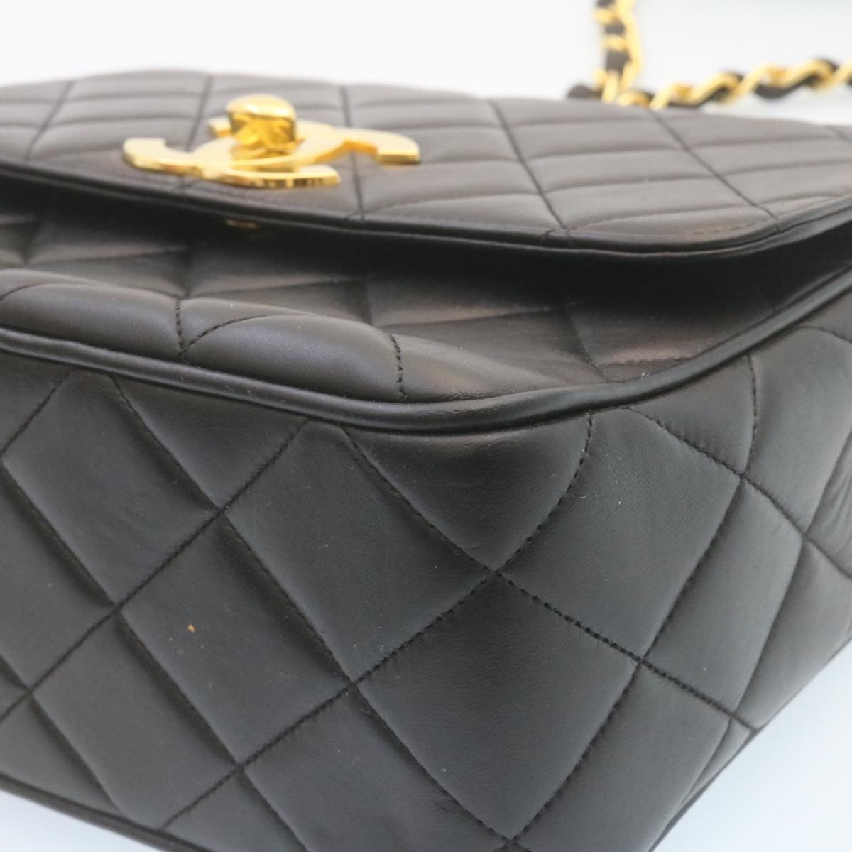 CHANEL Matelasse Chain Flap Shoulder Bag Lamb Skin Black Gold CC Auth 28632SAV