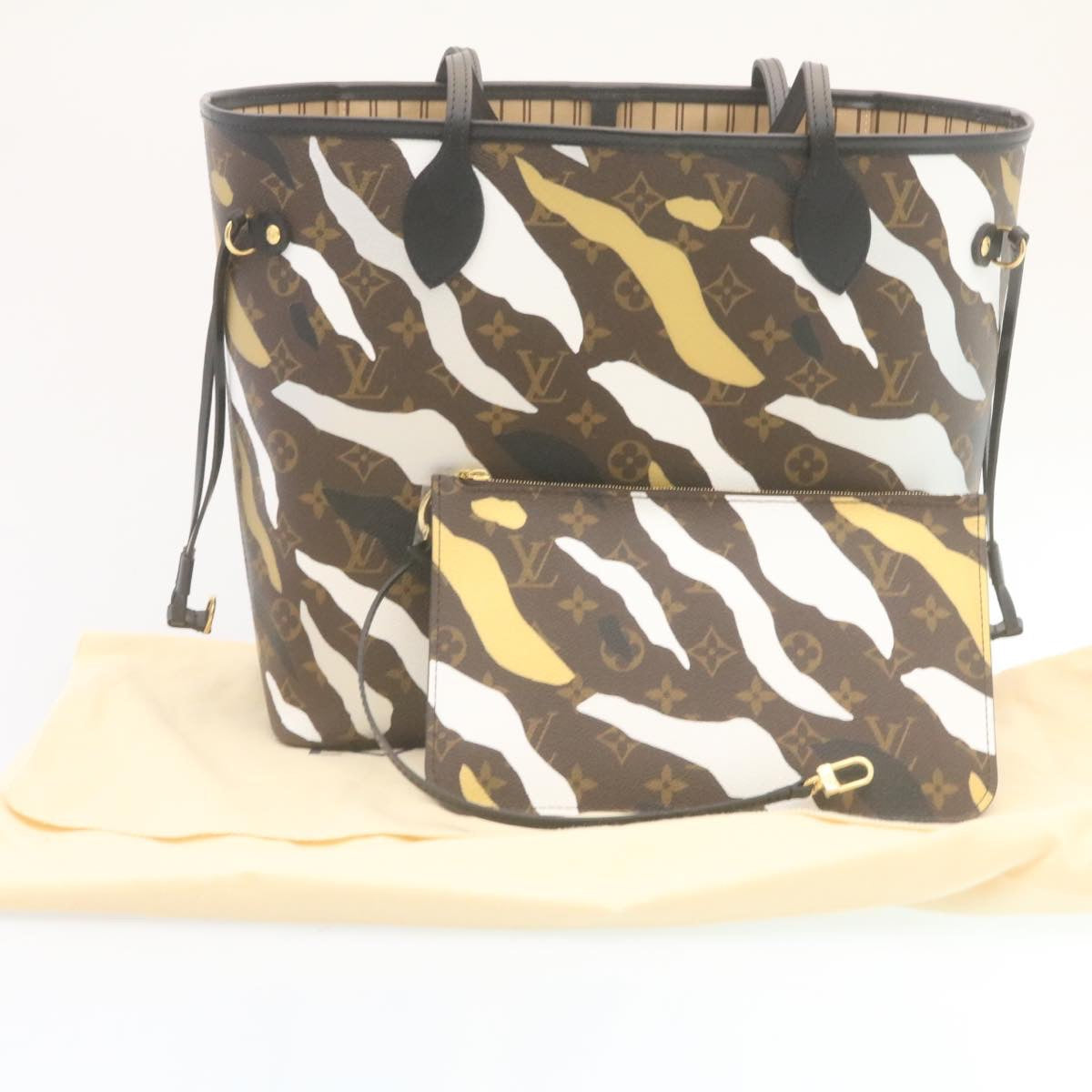 LOUIS VUITTON × LOL Monogram Camouflage Neverfull MM Tote Bag M45201 Auth 29024S