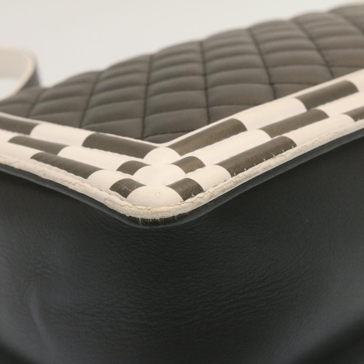 CHANEL Matelasse Boy Chanel Chain Shoulder Bag Lamb Skin Black CC Auth 29190A