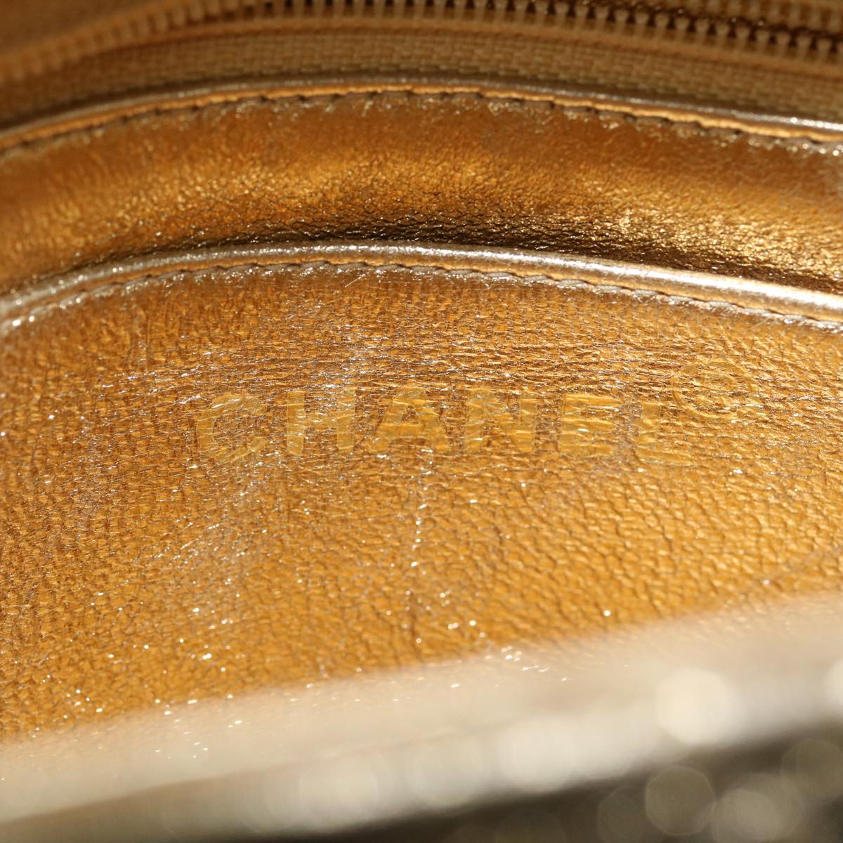 CHANEL Matelasse Shoulder Bag Lamb Skin Gold CC Auth 29567SAV