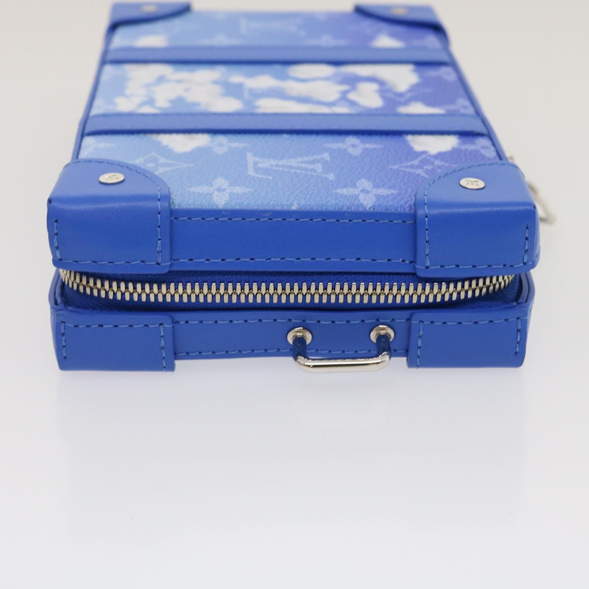 LOUIS VUITTON Monogram Clouds Soft Trunk Wallet Shoulder Bag M45432 Auth 29570S