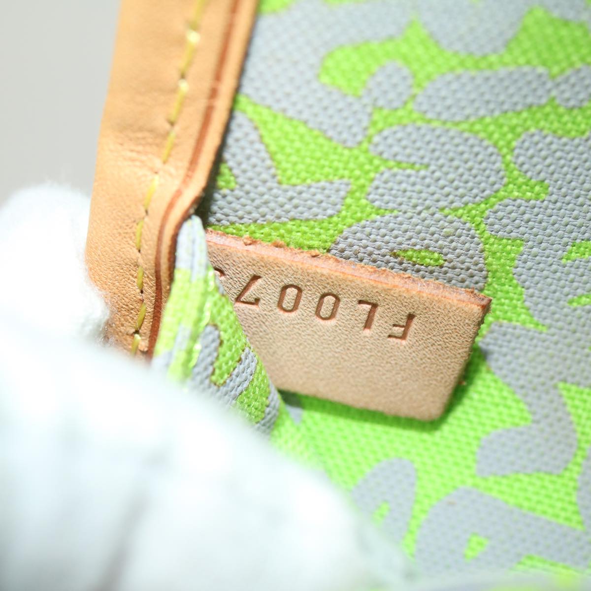 LOUIS VUITTON Monogram Graffiti Neverfull GM Tote Bag Vert M93703 LV Auth 29943SM