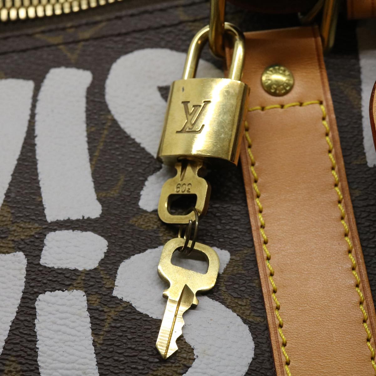 LOUIS VUITTON Monogram Graffiti Keepall 50 Boston Bag White M92197 Auth 30516S
