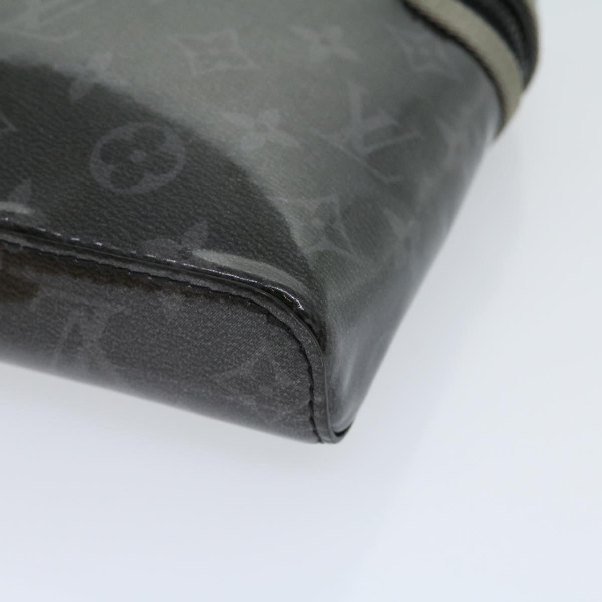 LOUIS VUITTON Eclipse Glaze Messenger PM Shoulder Bag Gray M52218 LV Auth 30549SAV