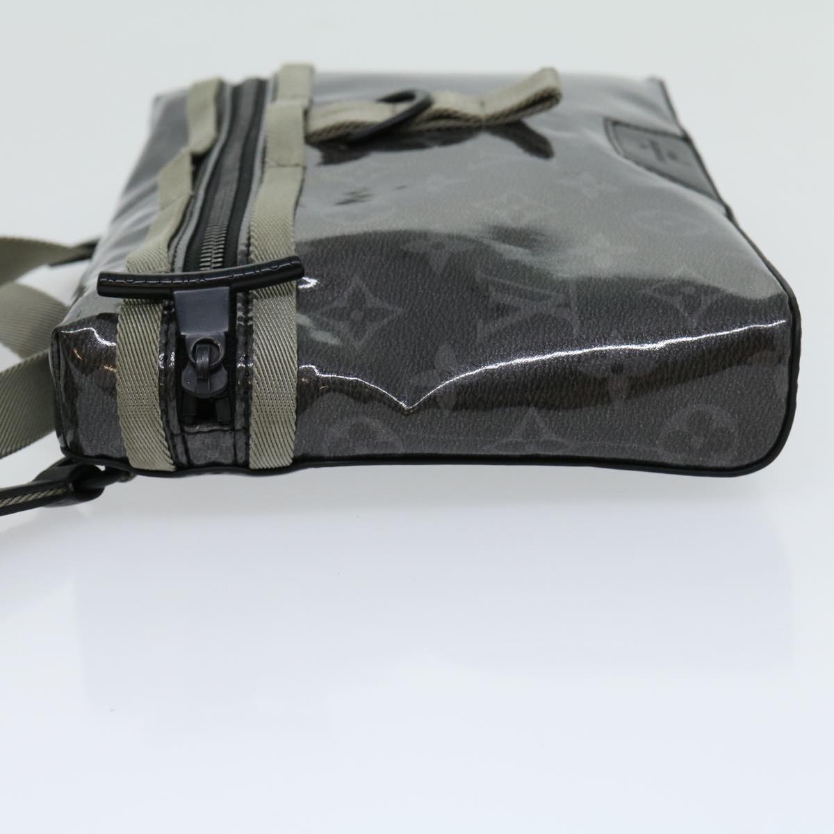 LOUIS VUITTON Eclipse Glaze Messenger PM Shoulder Bag Gray M52218 LV Auth 30549SAV