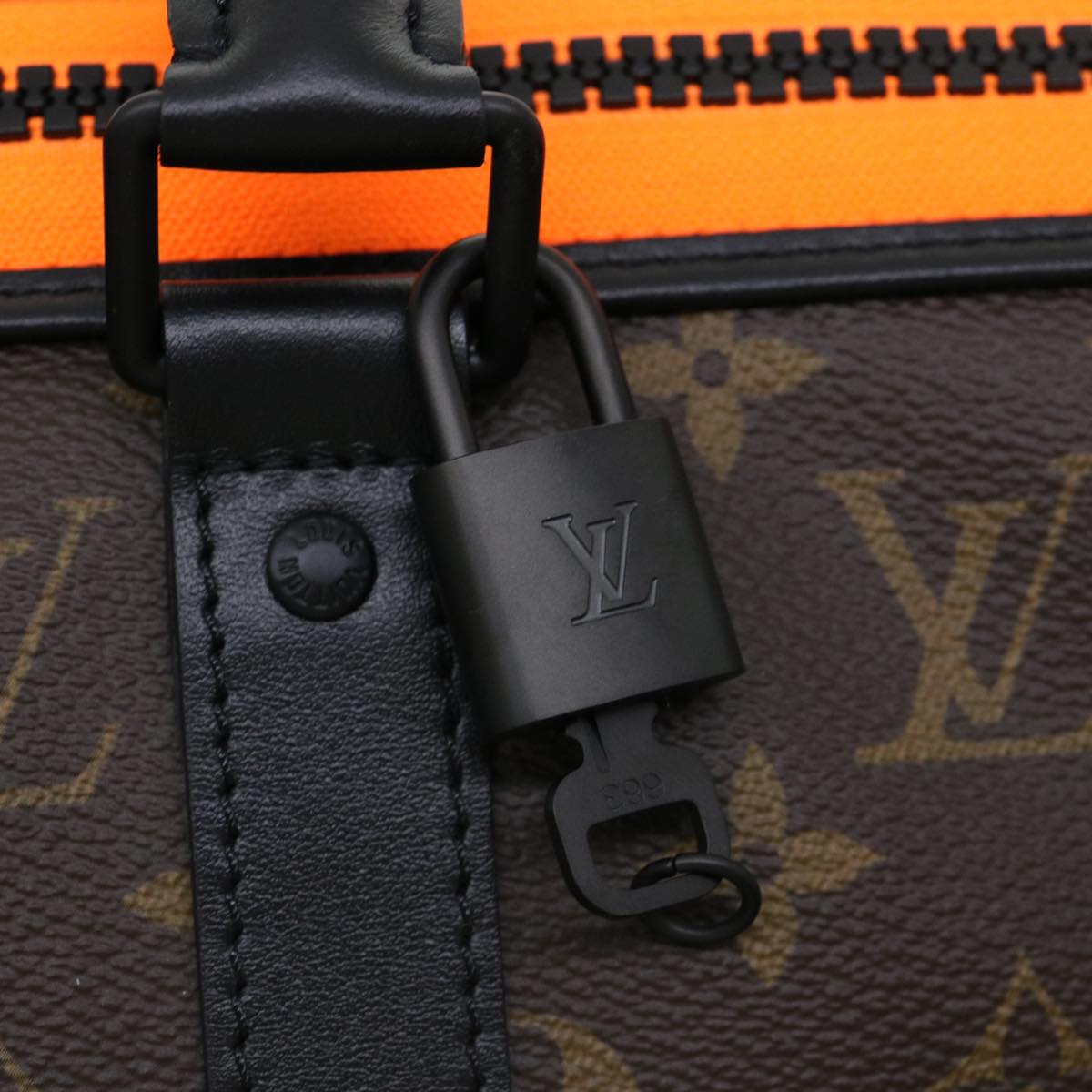 LOUIS VUITTON Cartoon Virgil Keepall Bandouliere50 Boston Bag M45616 Auth 31893SM
