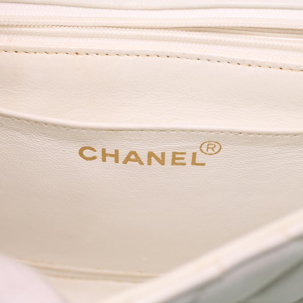 CHANEL Matelasse 23 Turn Lock Shoulder Bag Lamb Skin Brown White CC Auth 32160SAV