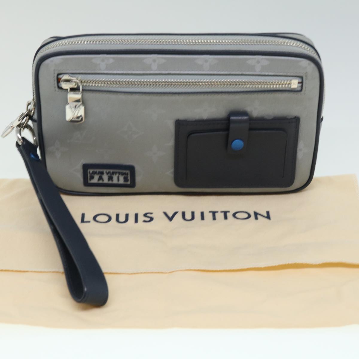 LOUIS VUITTON Monogram satellite Clutch Bag Silver M44171 LV Auth 32349SAV