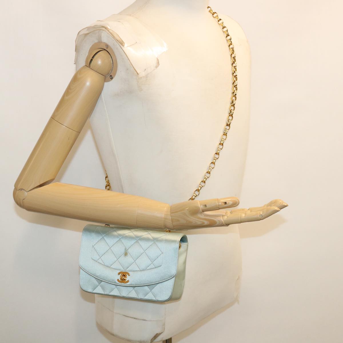 CHANEL Diana Matelasse Shoulder Bag Satin Light Blue CC Auth 33325V