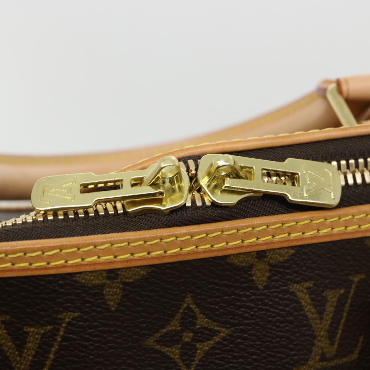 LOUIS VUITTON Monogram Alma Voyage GM Boston Bag M41445 LV Auth 33834SAV