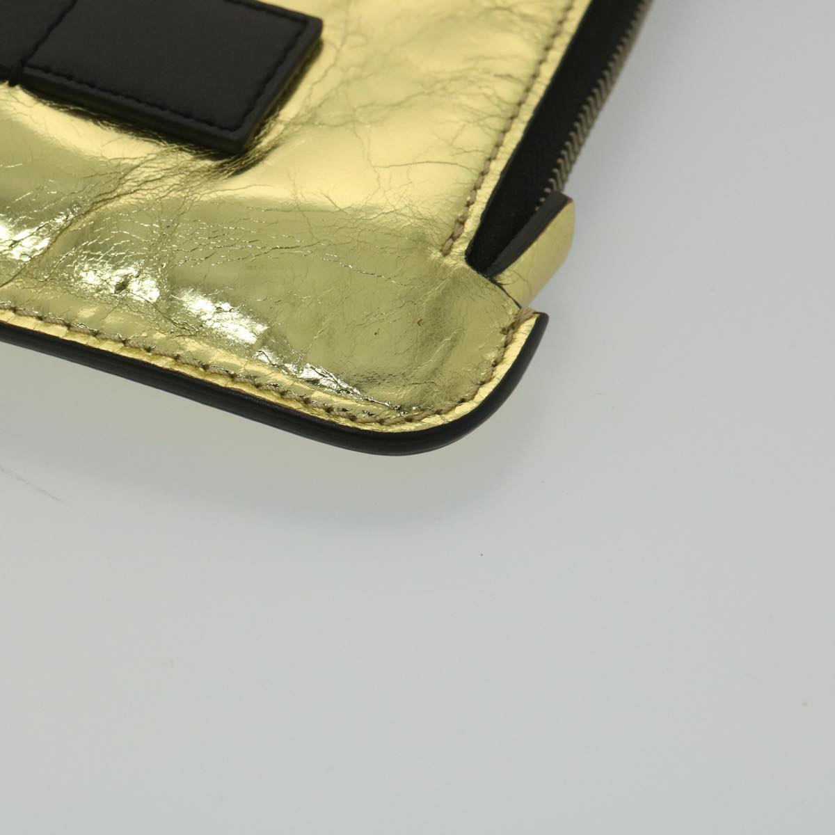 CHANEL Clutch Bag Metallic Leather Gold A82164 CC Auth 38172SAV
