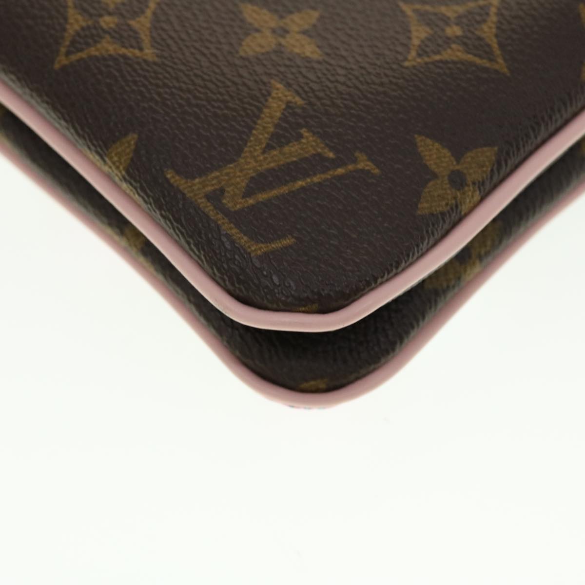 LOUIS VUITTON Vivienne Chain Pochette Double Zip Shoulder Bag M69744 LV 41162SM