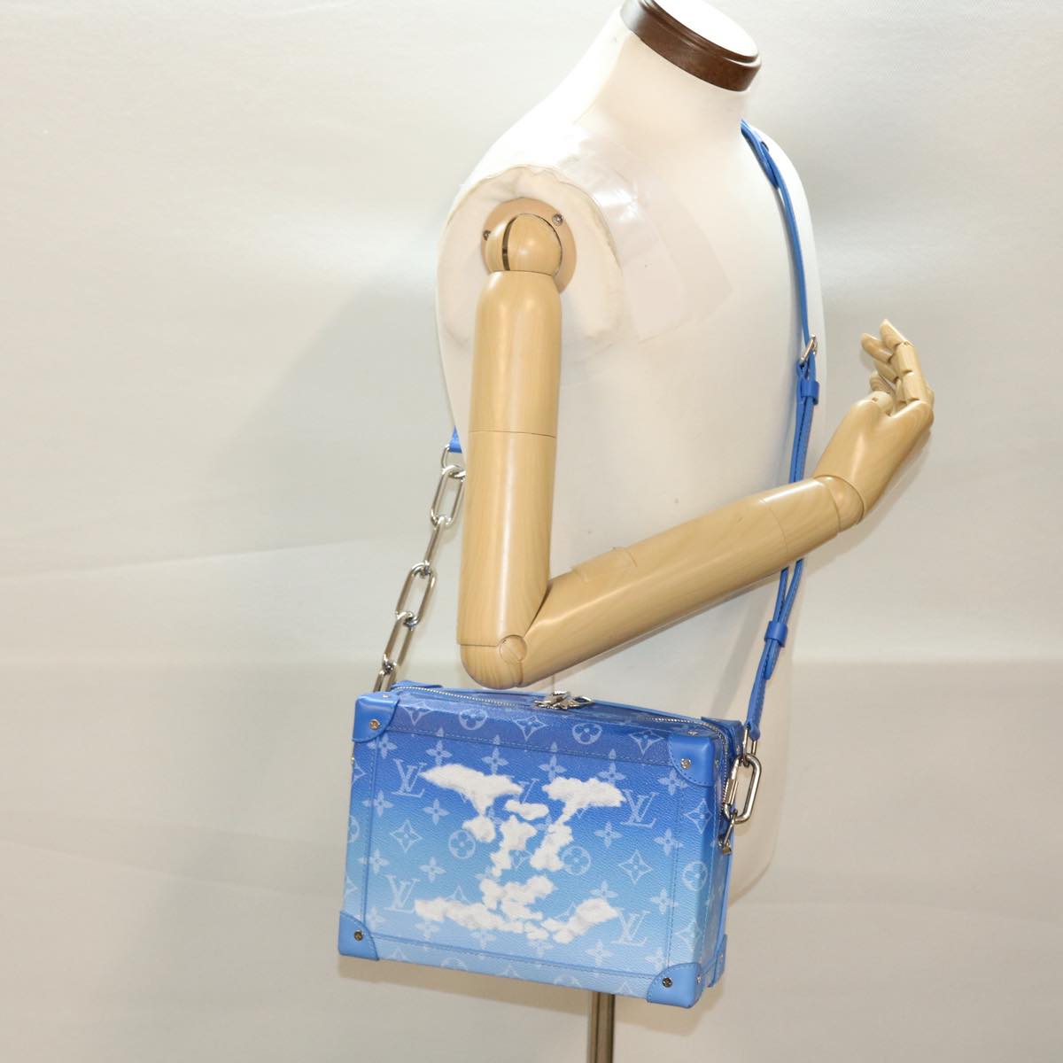LOUIS VUITTON Monogram Clouds Soft Trunk Shoulder Bag Blue M45430 LV Auth 42826SM
