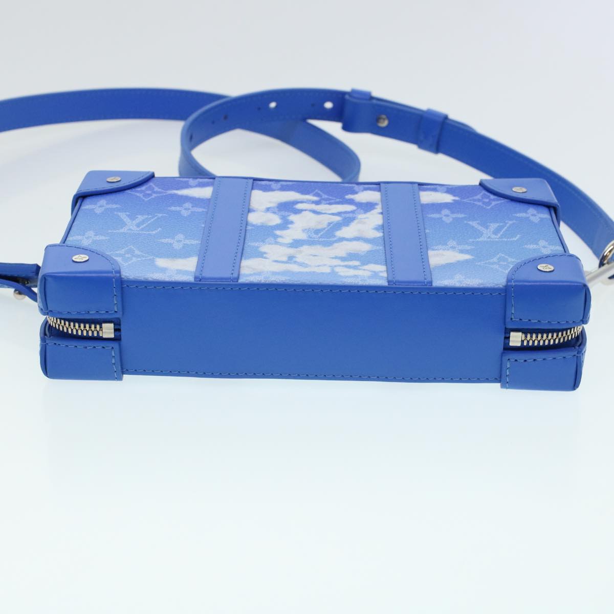LOUIS VUITTON Monogram Clouds Soft Trunk Wallet Shoulder Bag M45432 Auth 43567S