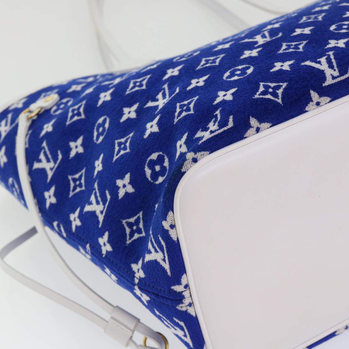 LOUIS VUITTON Monogram Jaguar Neverfull MM Tote Bag Velvet M46220 LV Auth 46153S