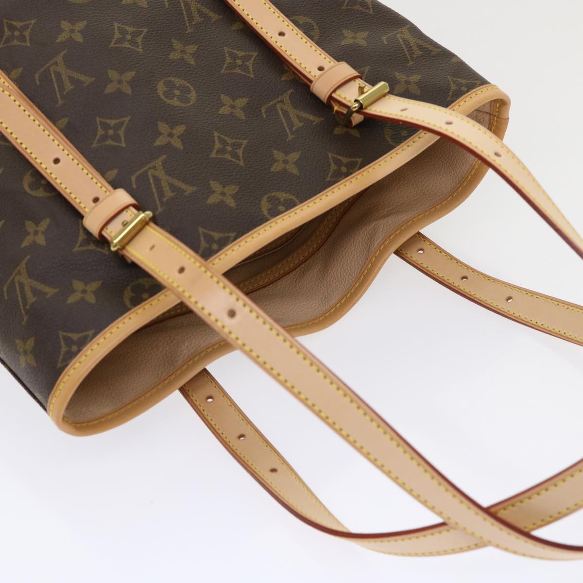 LOUIS VUITTON Monogram Bucket GM Shoulder Bag M42236 LV Auth 47587V