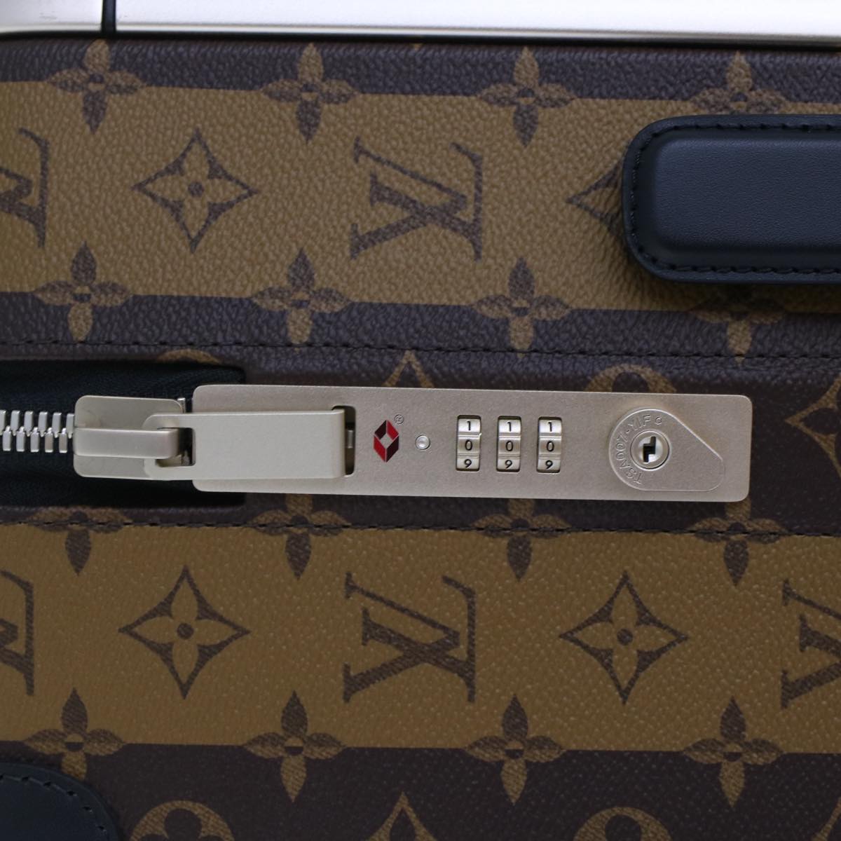 LOUIS VUITTON Monogram Stripe HUMAN MADE Horizon 55 Suitcase M20481 Auth 48828SM