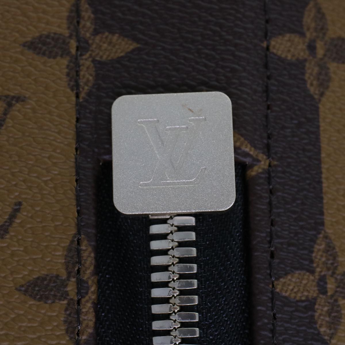 LOUIS VUITTON Monogram Stripe HUMAN MADE Horizon 55 Suitcase M20481 Auth 48828SM