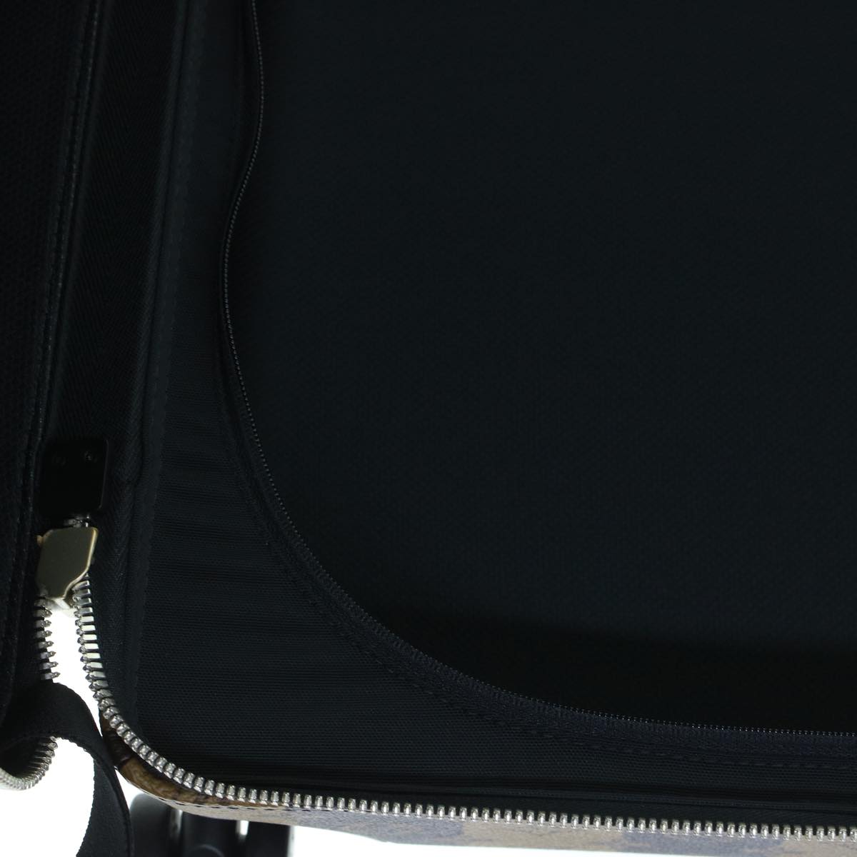 LOUIS VUITTON Monogram Stripe HUMAN MADE Horizon 55 Suitcase M20481 Auth 48828SM