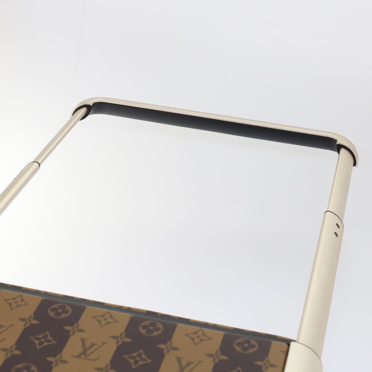 LOUIS VUITTON Monogram Stripe HUMAN MADE Horizon 55 Suitcase M20481 Auth 48828SM