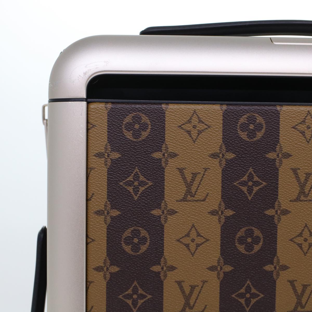 LOUIS VUITTON Monogram Stripe HUMAN MADE Horizon 55 Suitcase M20481 Auth 48828SM