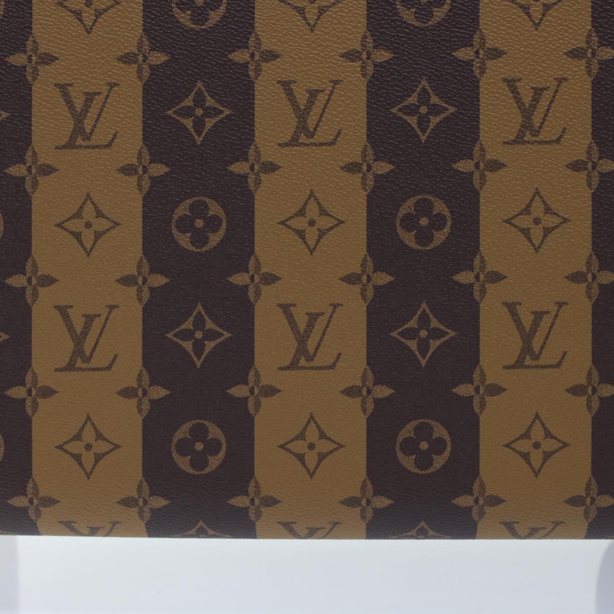 LOUIS VUITTON Monogram Stripe HUMAN MADE Horizon 55 Suitcase M20481 Auth 48828SM