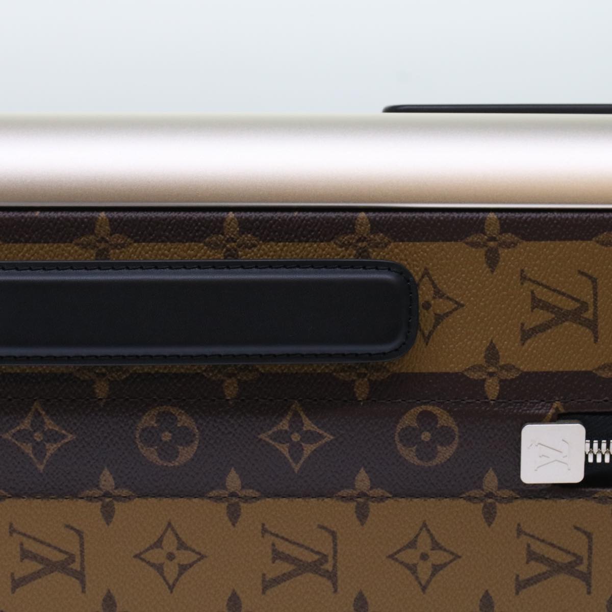 LOUIS VUITTON Monogram Stripe HUMAN MADE Horizon 55 Suitcase M20481 Auth 48828SM