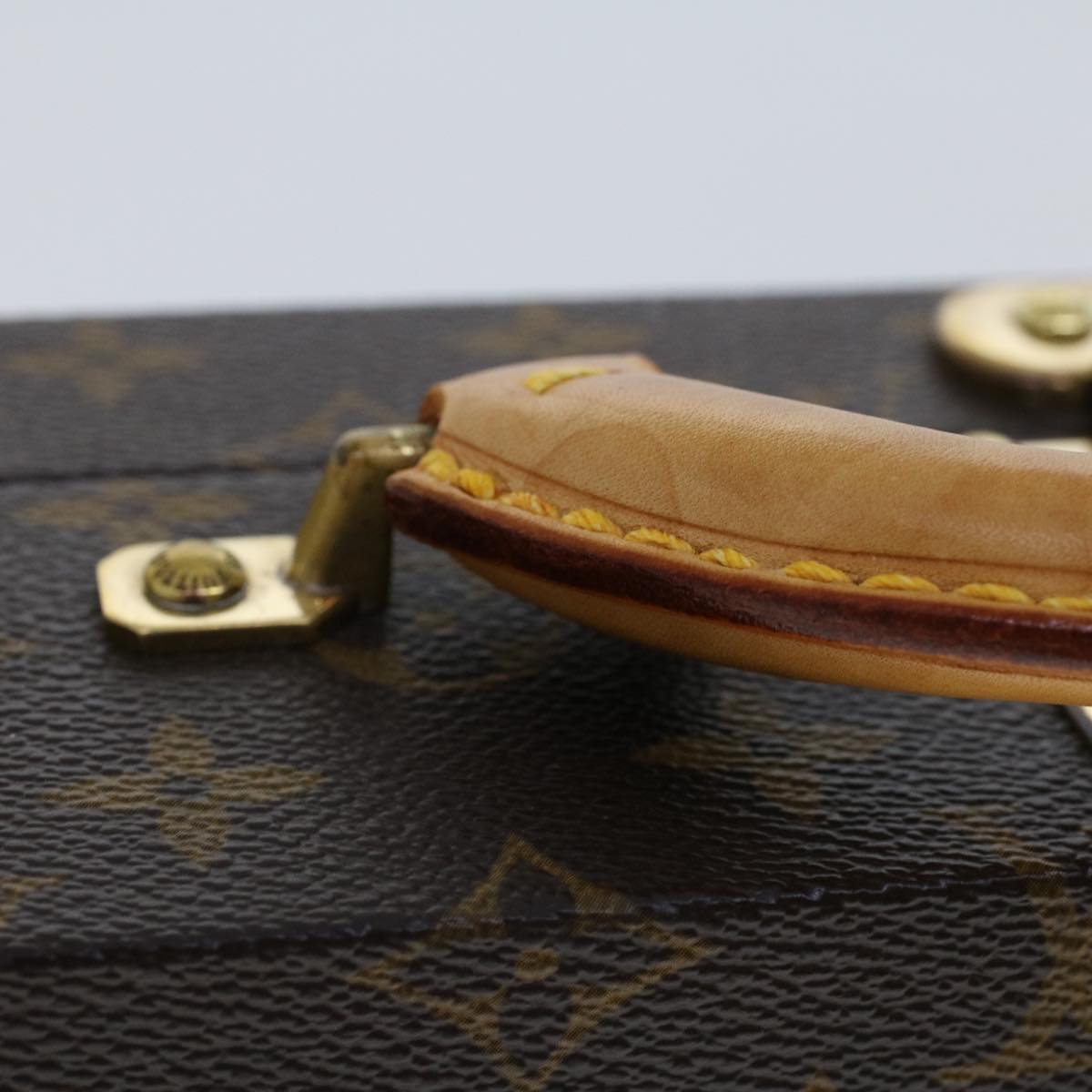 LOUIS VUITTON Monogram Boite Bijou Trunk M47120 LV Auth 49667SV