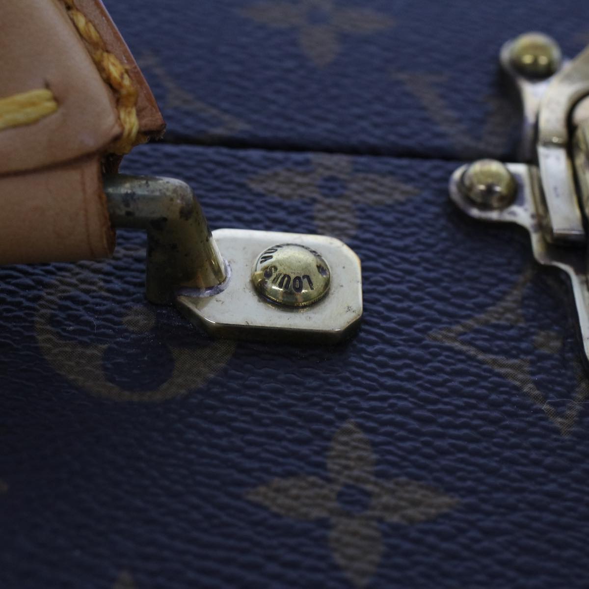 LOUIS VUITTON Monogram Boite Bijou Trunk M47120 LV Auth 49667SV