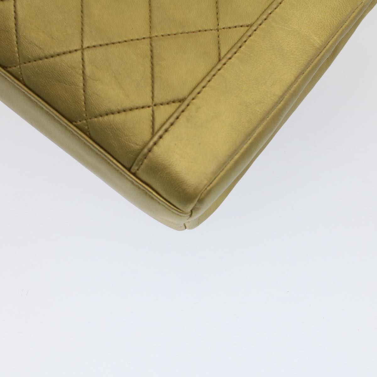 CHANEL Matelasse Turn Lock Chain Shoulder Bag Lamb Skin Gold CC Auth 51274SAM