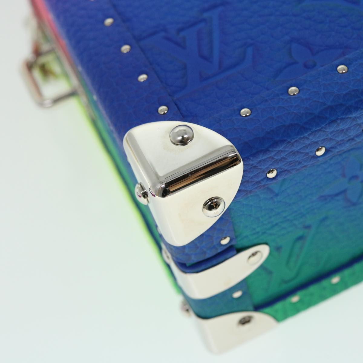 LOUIS VUITTON Monogram Illusion Soft Trunk Bag Multicolor M20476 LV Auth 52077SM
