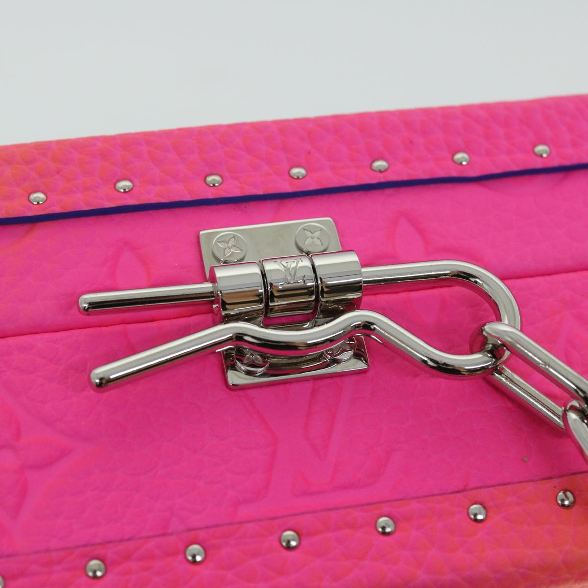LOUIS VUITTON Monogram Illusion Soft Trunk Bag Multicolor M20476 LV Auth 52077SM