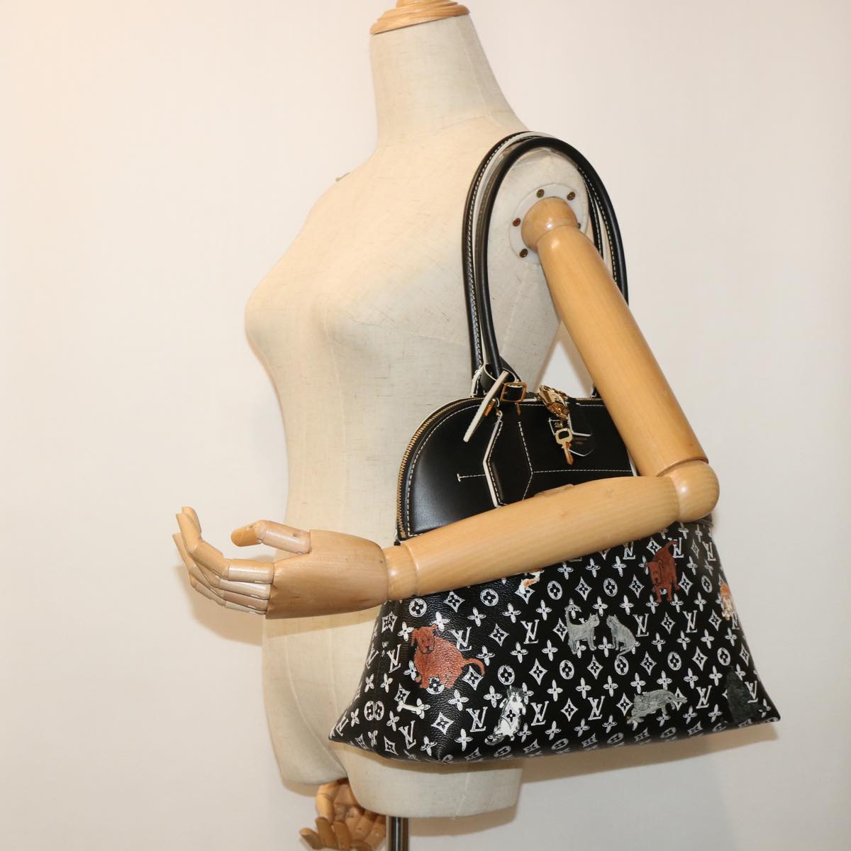 LOUIS VUITTON Catgram Alma Souple Hand Bag 2way Black M44403 LV Auth 52542SM