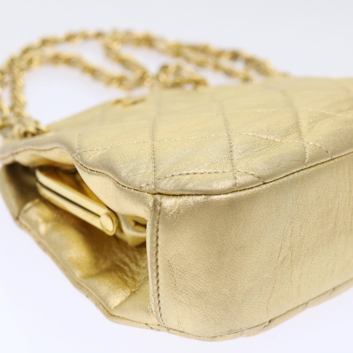 CHANEL Matelasse Chain Shoulder Bag Leather Gold CC Auth 53015SAM