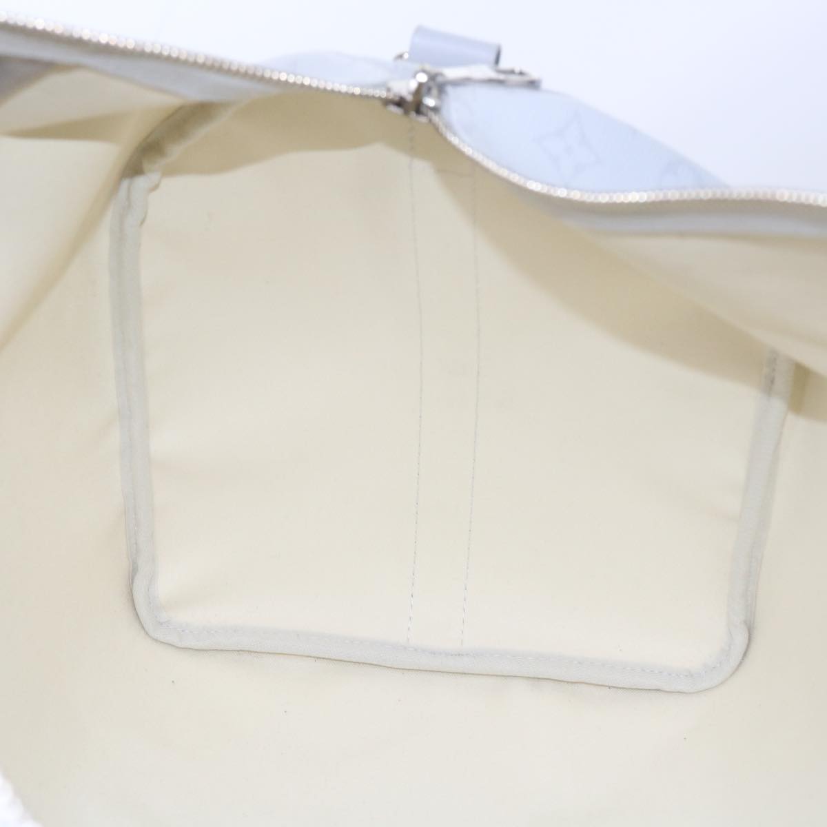 LOUIS VUITTON Monogram White Keepall Bandouliere 50 Bag M44643 LV Auth 55862S