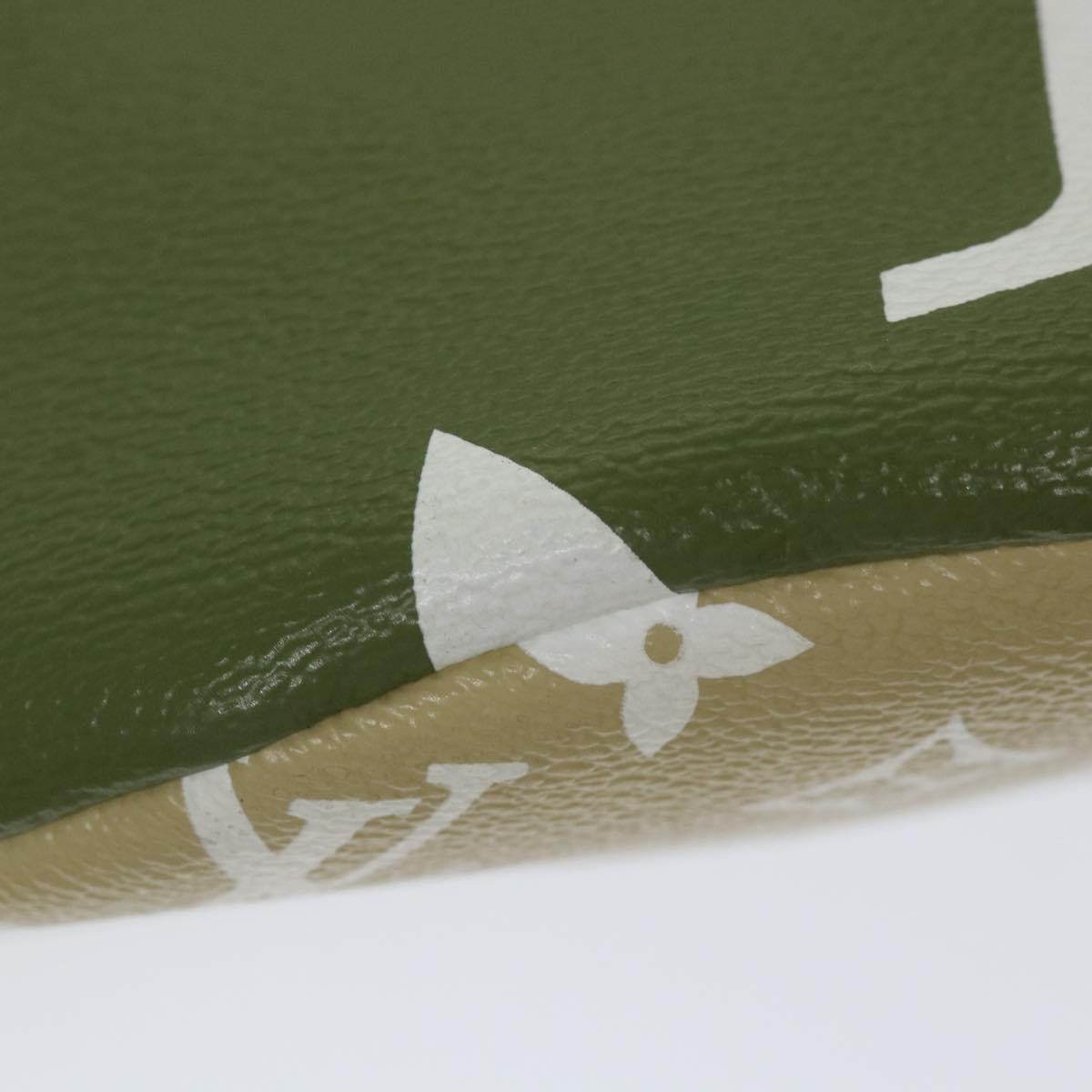 LOUIS VUITTON Monogram Giant Bum Bag Body Bag Khaki M44611 LV Auth 57013SAM