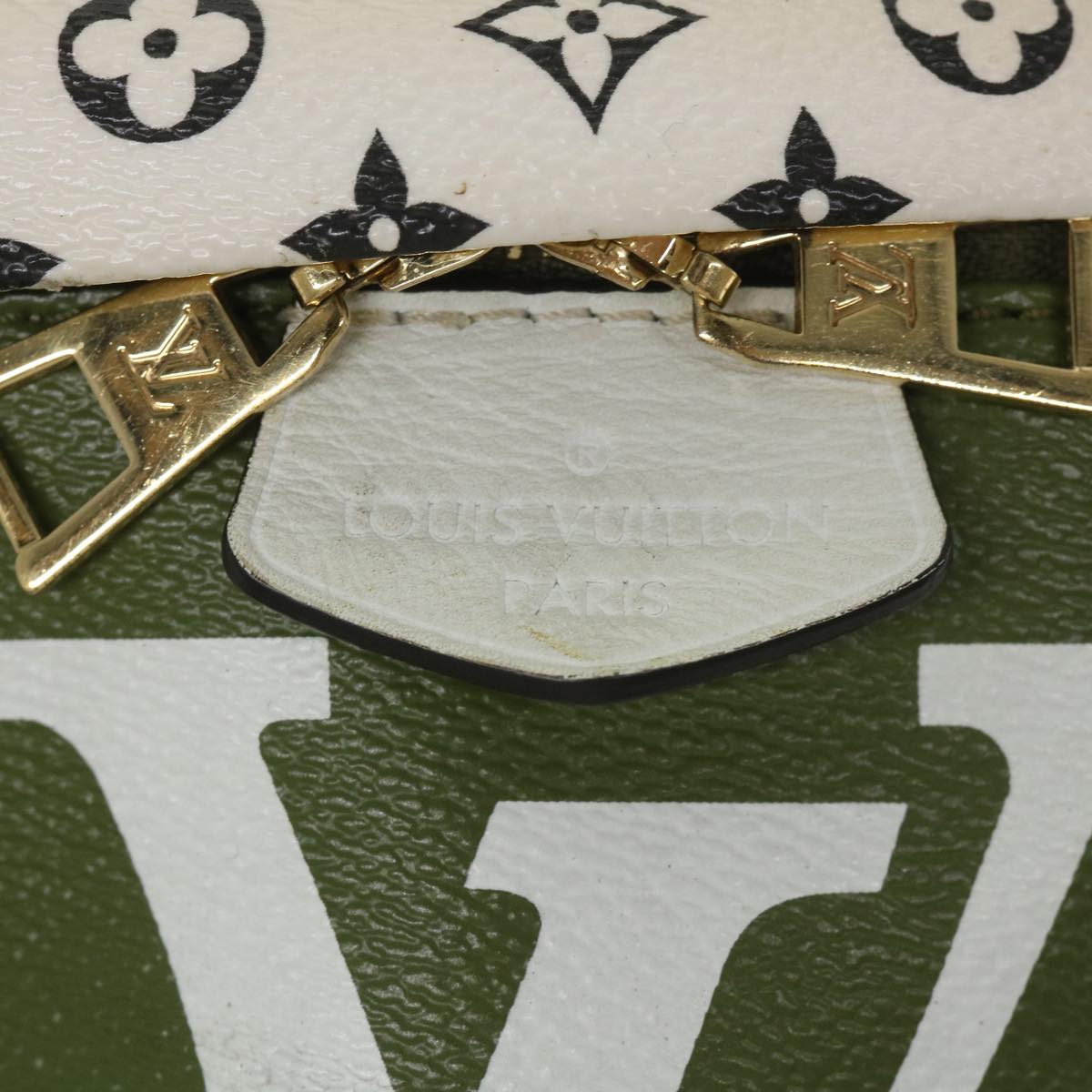 LOUIS VUITTON Monogram Giant Bum Bag Body Bag Khaki M44611 LV Auth 57013SAM