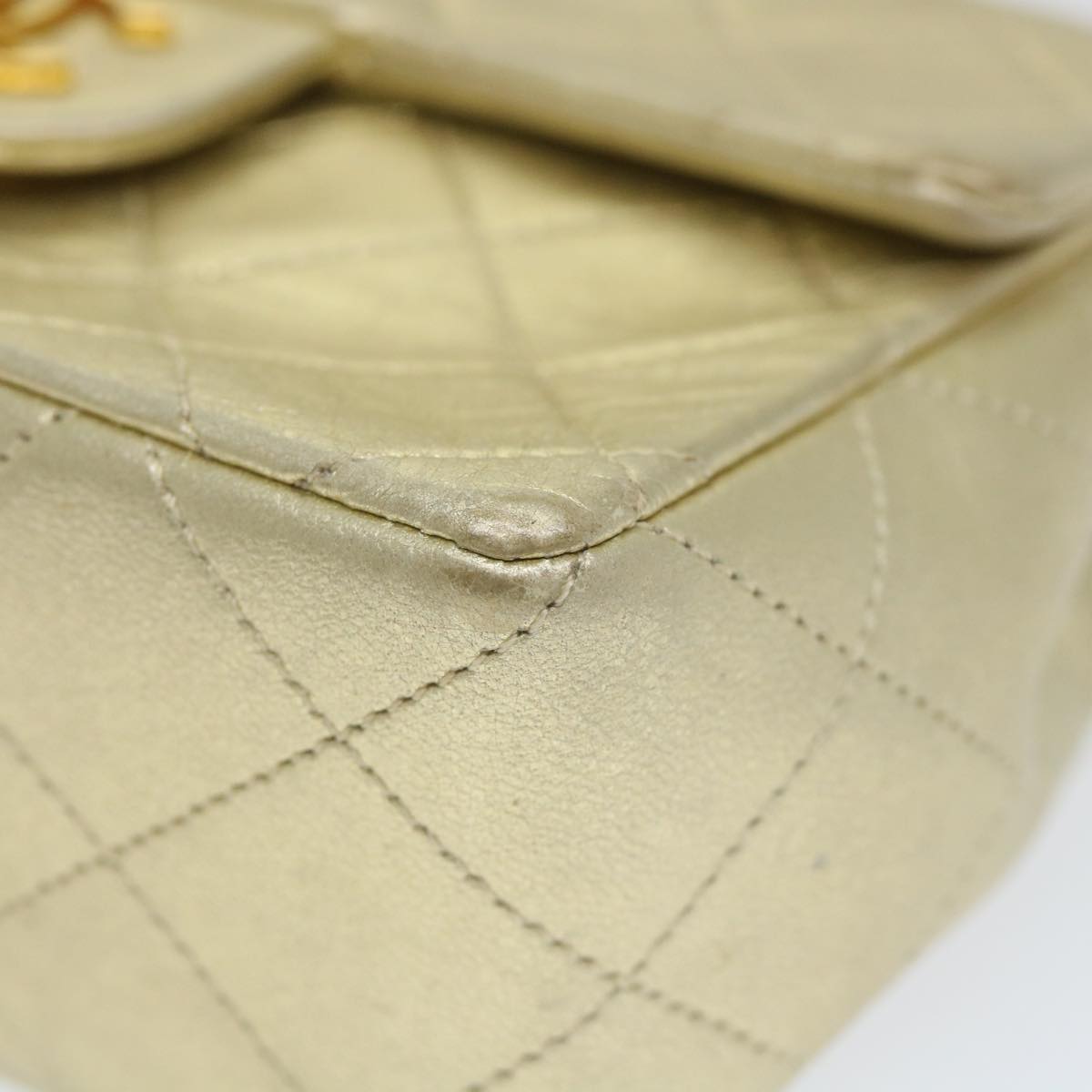 CHANEL Matelasse 17 Chain Shoulder Bag Lamb Skin Gold CC Auth 58346SAV