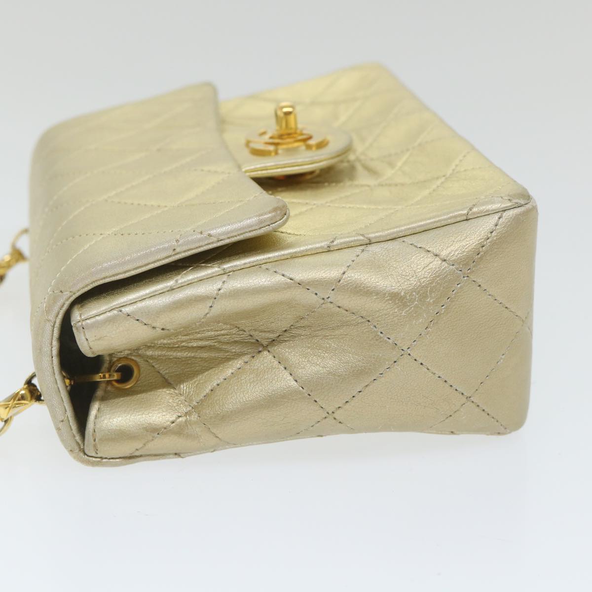 CHANEL Matelasse 17 Chain Shoulder Bag Lamb Skin Gold CC Auth 58346SAV