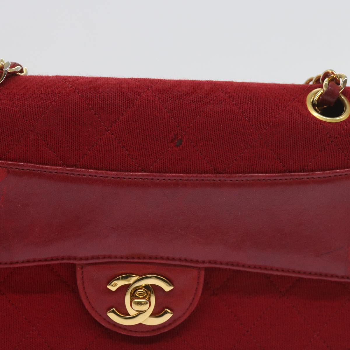 CHANEL Matelasse Chain Shoulder Bag Canvas Red CC Auth 59869A