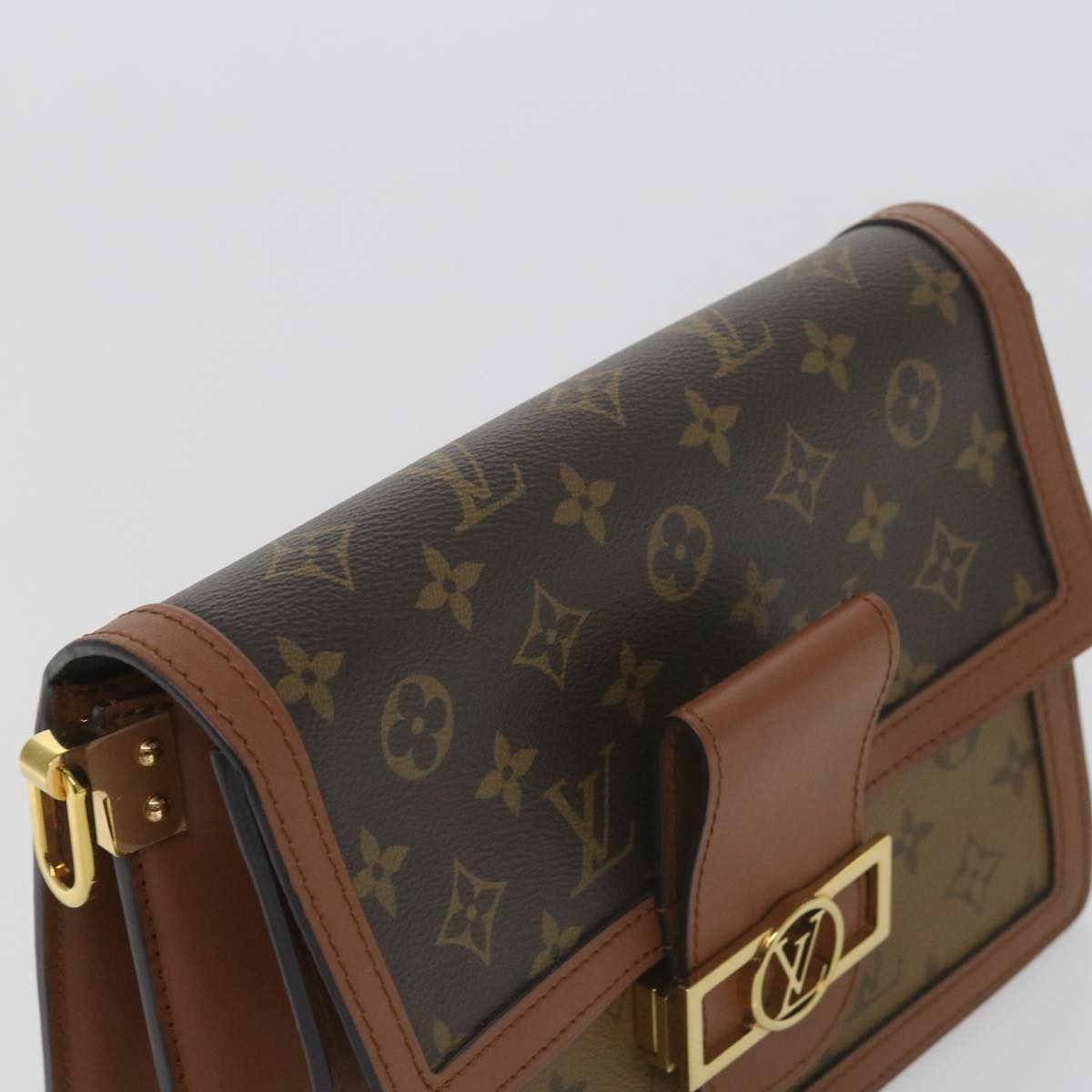 LOUIS VUITTON Monogram Reverse Dauphine MM Shoulder Bag M44391 LV Auth 60072M