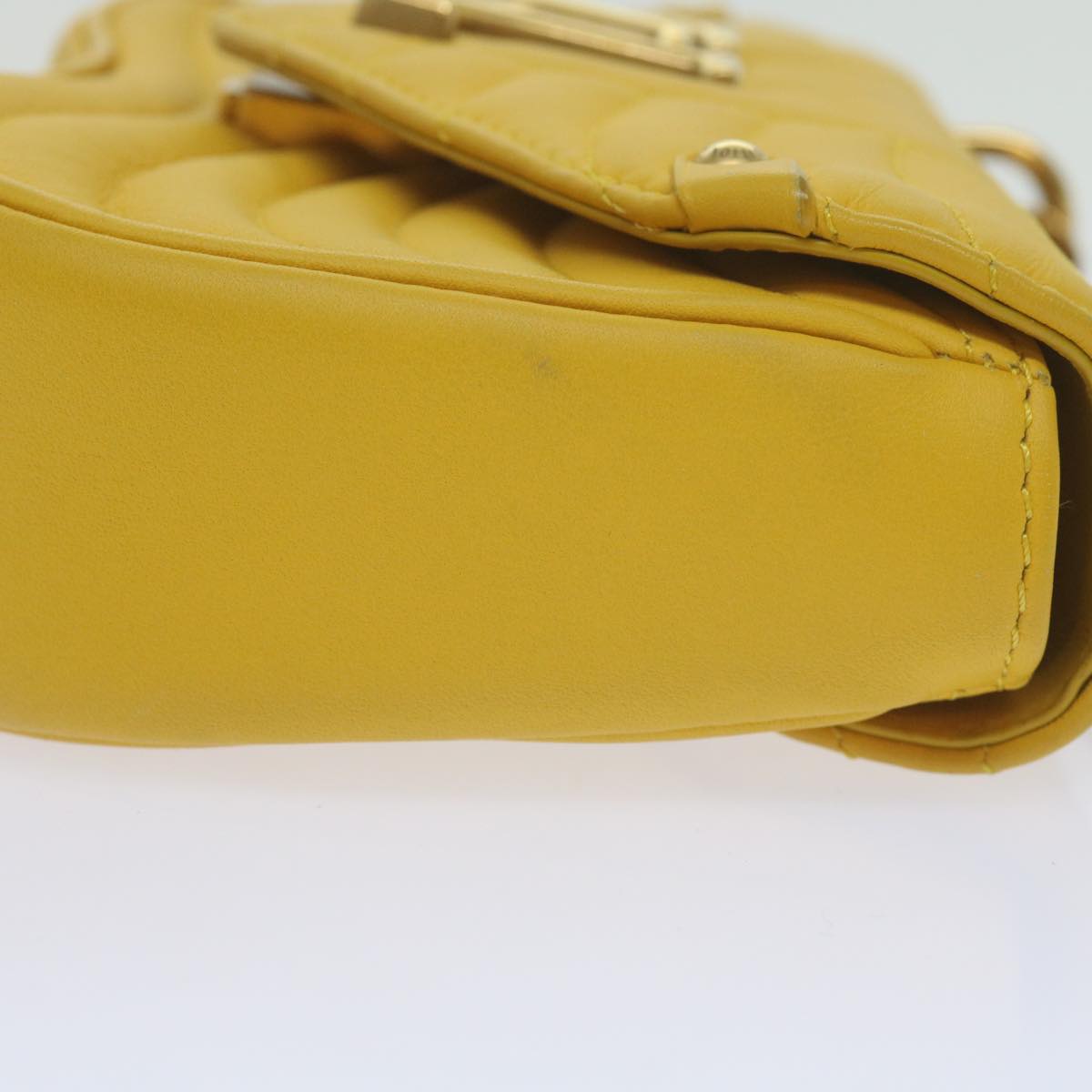 LOUIS VUITTON New Wave Chain Bag PM Shoulder Bag Leather Yellow LV Auth 60852SAV