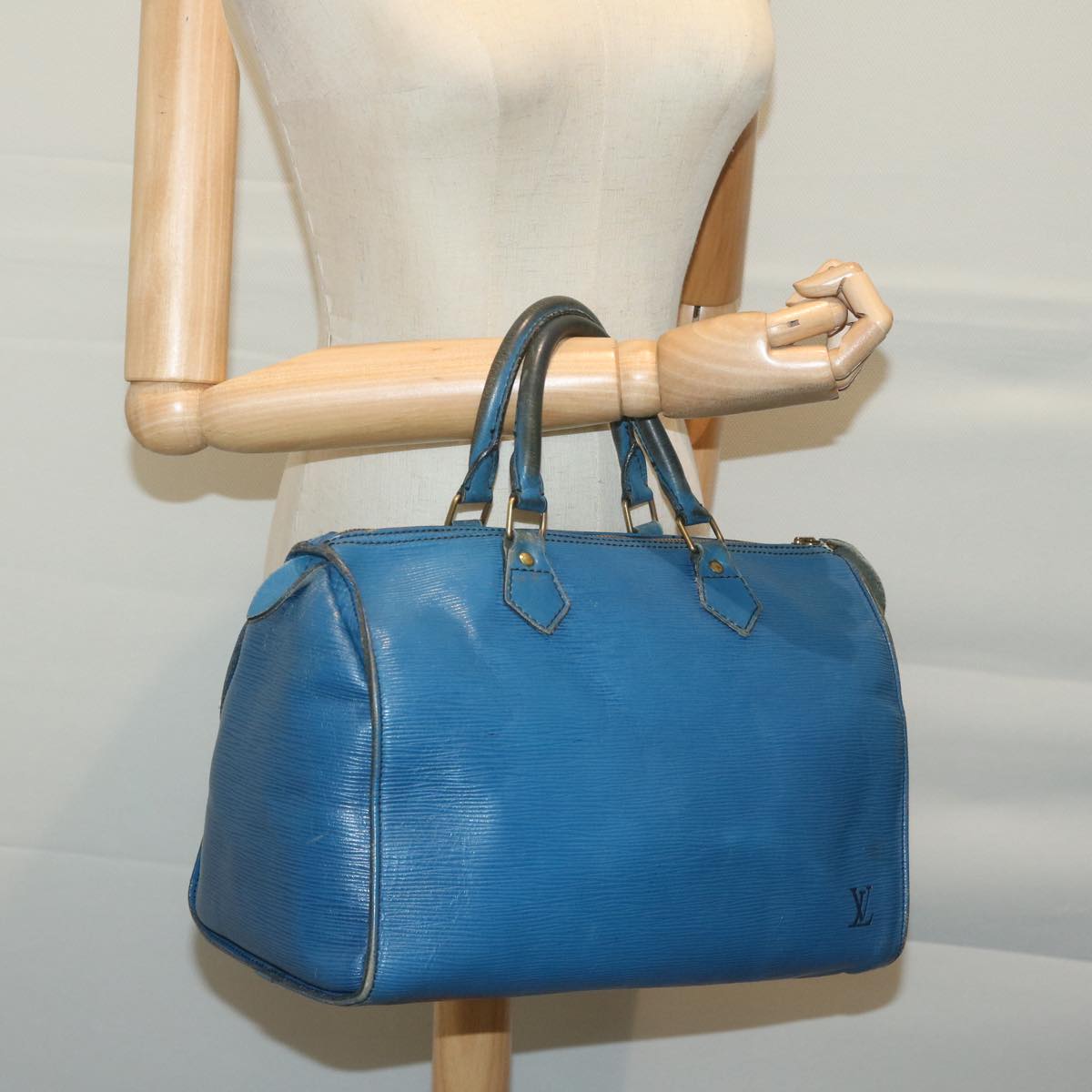 LOUIS VUITTON Epi Speedy 30 Hand Bag Toledo Blue M43005 LV Auth 65008