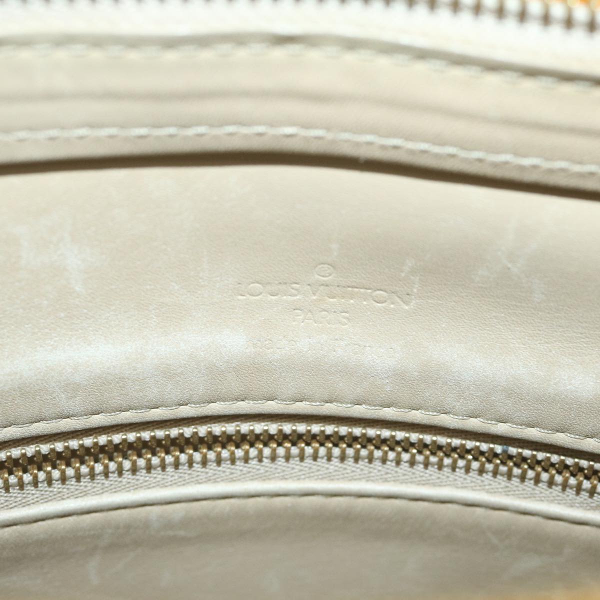 LOUIS VUITTON Monogram Vernis Houston Hand Bag Beige M91004 LV Auth 65193