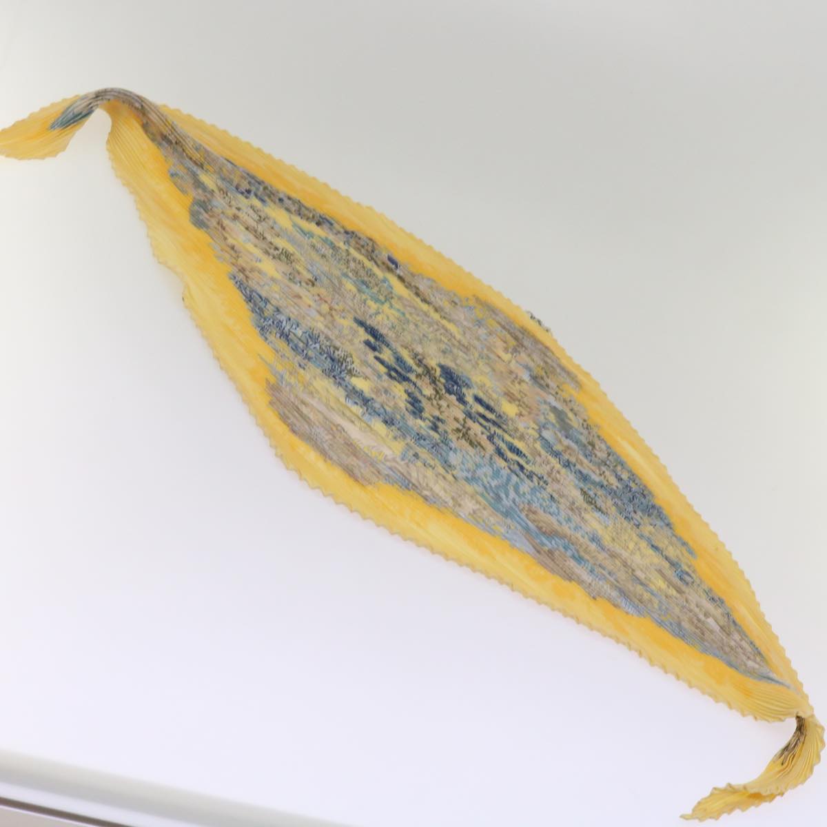 HERMES Carre Pleated L’Ile Deserte Scarf Silk Yellow Auth 65452