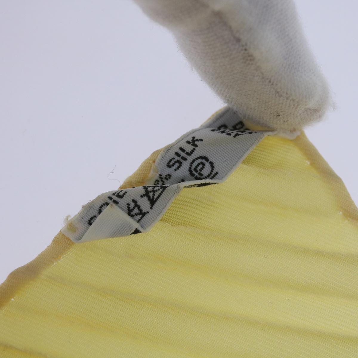 HERMES Carre Pleated L’Ile Deserte Scarf Silk Yellow Auth 65452