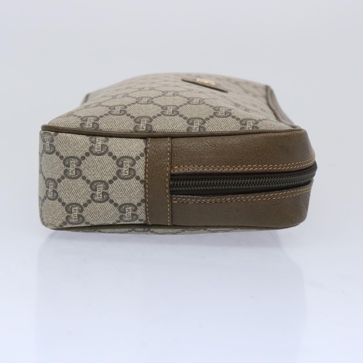 GUCCI GG Plus Supreme Clutch Bag PVC Leather Beige Auth 65941