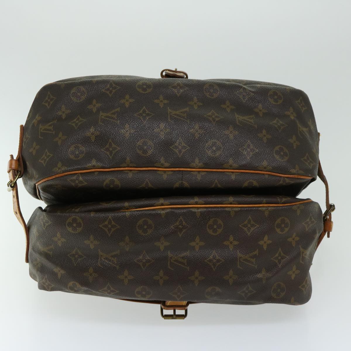 LOUIS VUITTON Monogram Saumur 35 Shoulder Bag M42254 LV Auth 66288